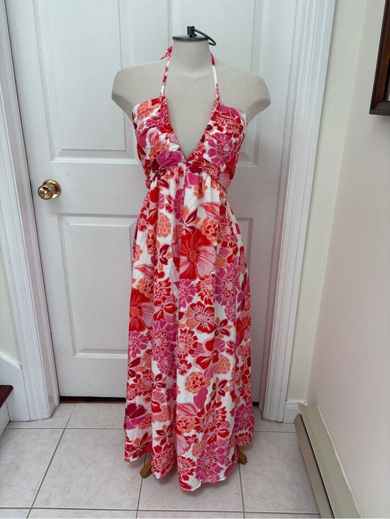 sason Dresses & Skirts - Tropical Halter Maxi Dress in Pink and Red Floral